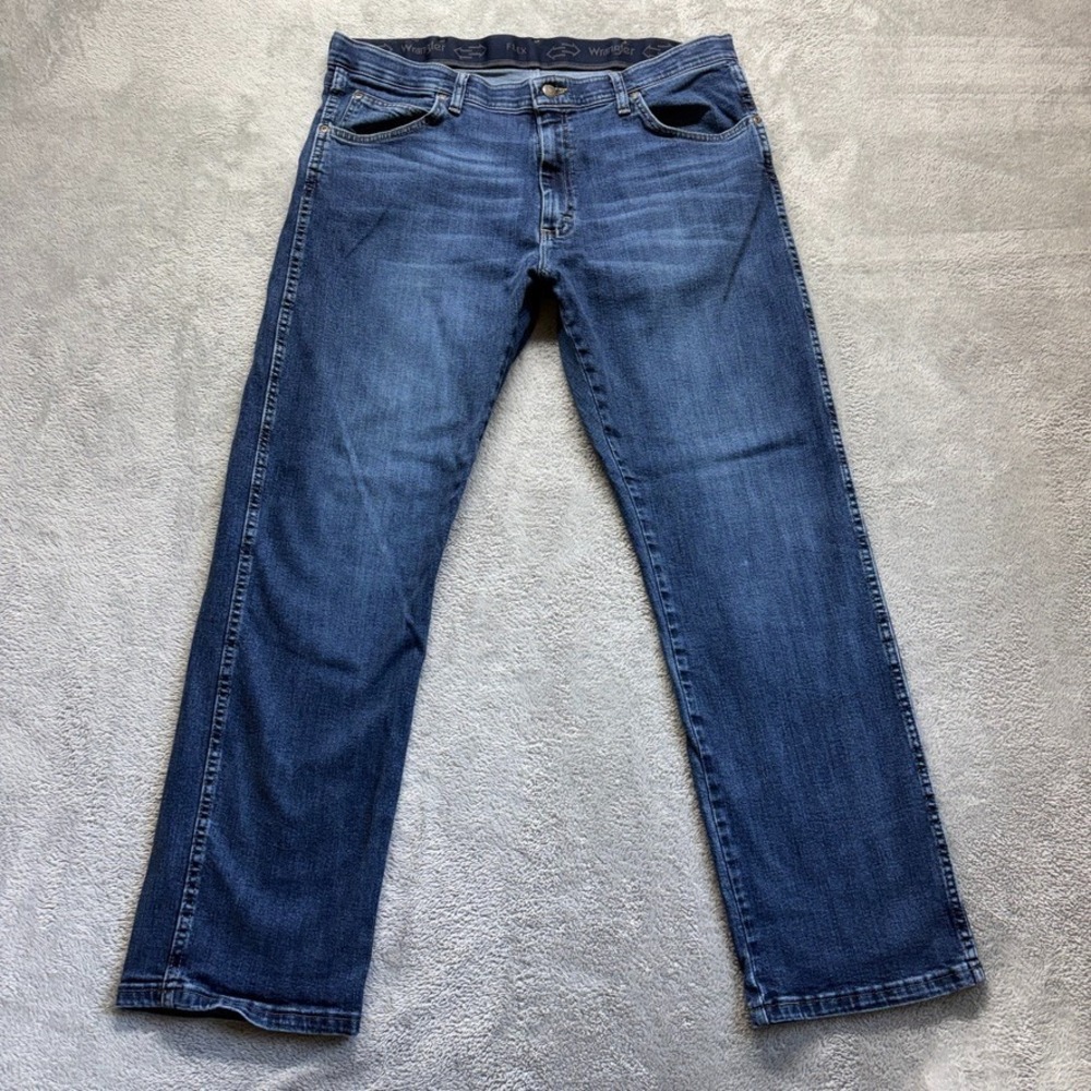 Wrangler Rugged Wear Jeans Mens 36X32 Relaxed Straight Dark Wash Stretch Denim